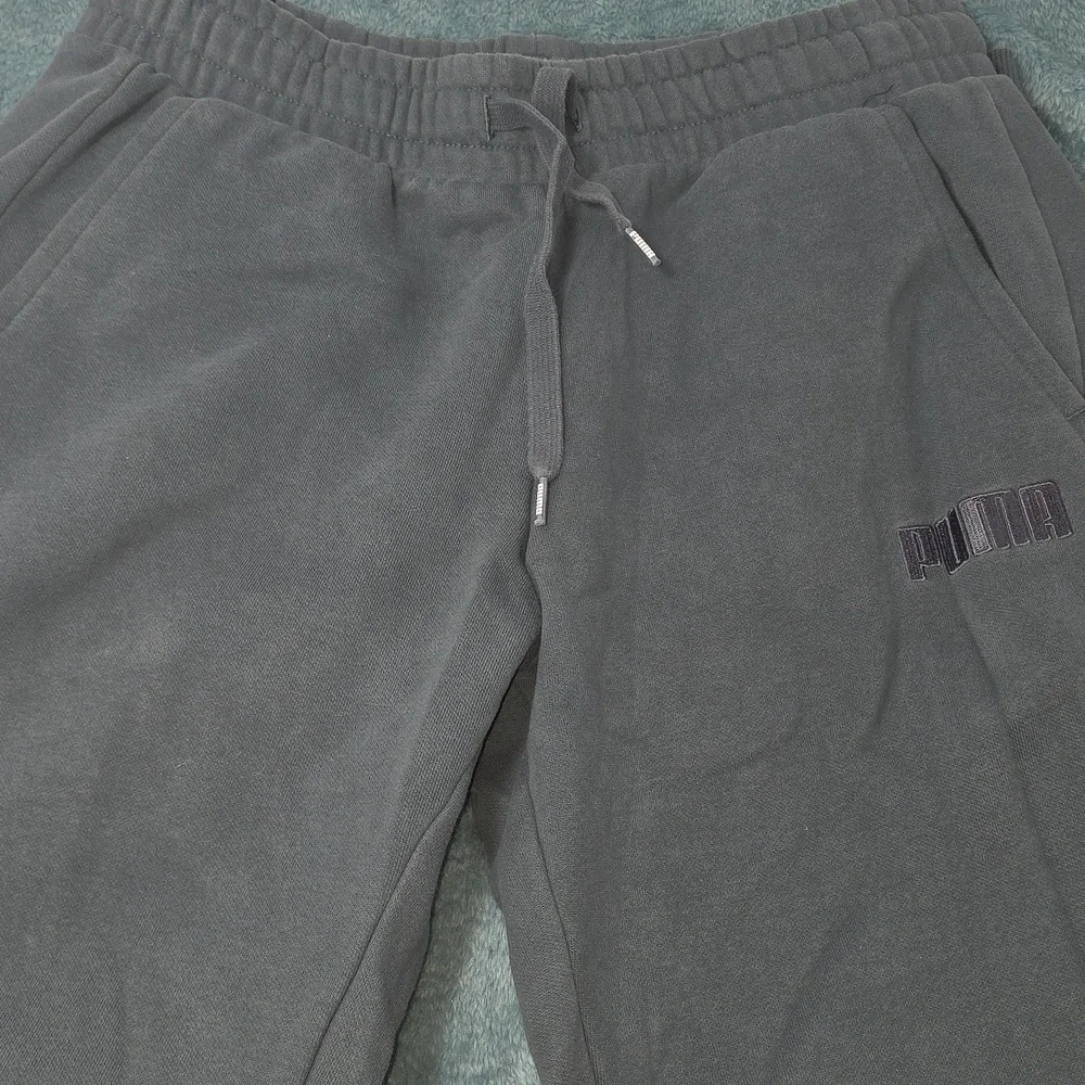 Puma Men's Dark Green Joggers